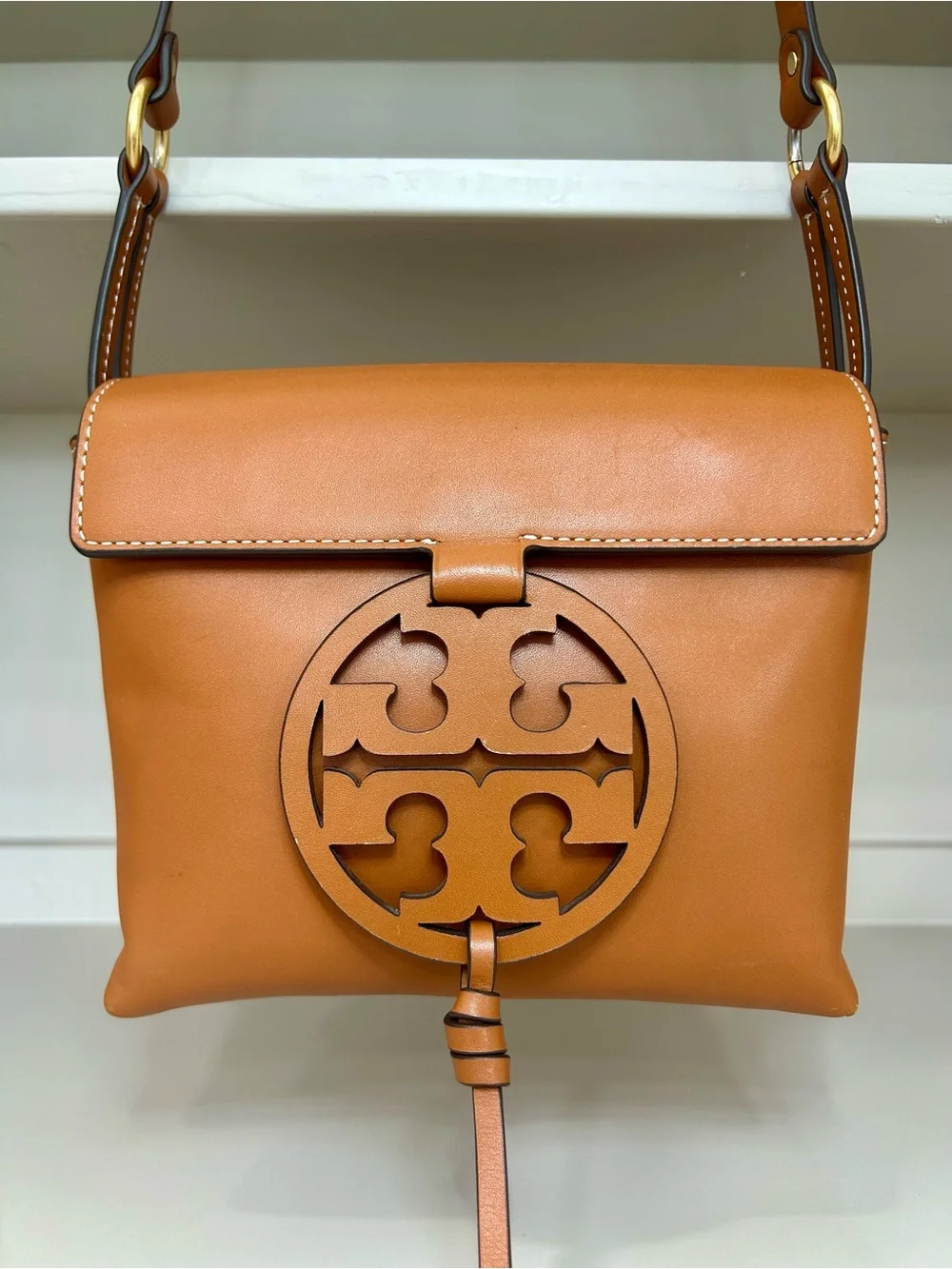 Authentic Tory Burch Miller Crossbody Aged Camello Leather Tassel Flap Bag Purse
